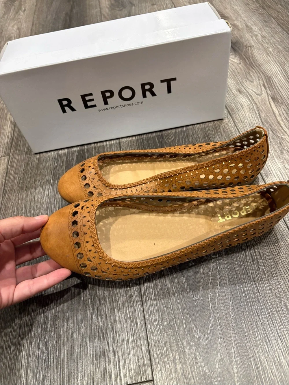 REPORT Women's Tan Laser-Cut Slip-On Flats